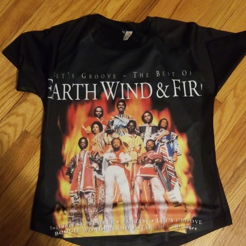 Earth Wind & Fire top